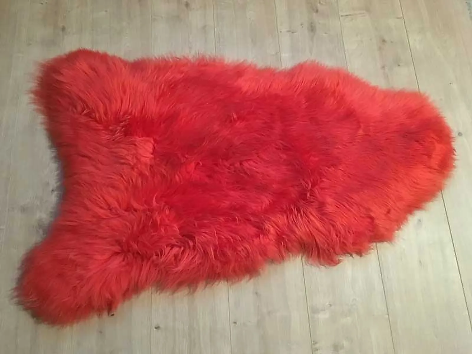 Peau de mouton. Corail - 100-110cm
