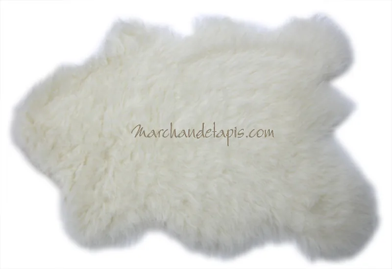 Tapis enfant en laine. Imitation peau de Mouton