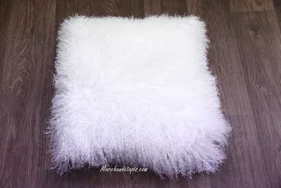 Coussin agneau du Tibet 40cmx40cm