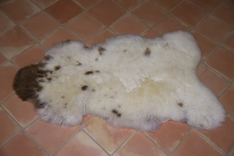 Peau de mouton UK - Couleur naturelle - 110/120cm - 0421-27