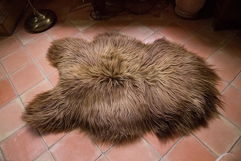 Peau de mouton Marron rustique naturel IS-PL-MRN-1-0126