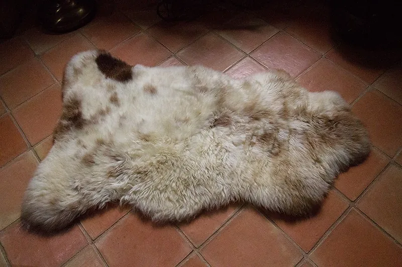 Peau de mouton UK-NAT-6-0126 - Couleur naturelle