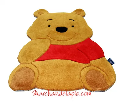 Tapis enfant Disney, Winnie assis