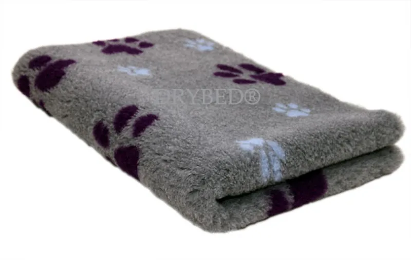 Tapis chien Drybed® antidérapant GRIS GROSSES PATTES PARME