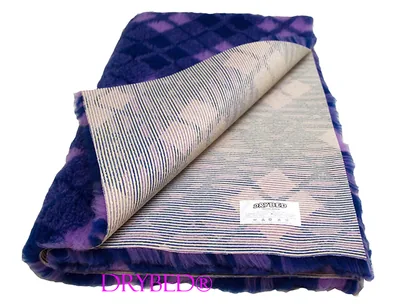 Tapis chien Drybed® antidérapant TARTAN MARINE ET VIOLET