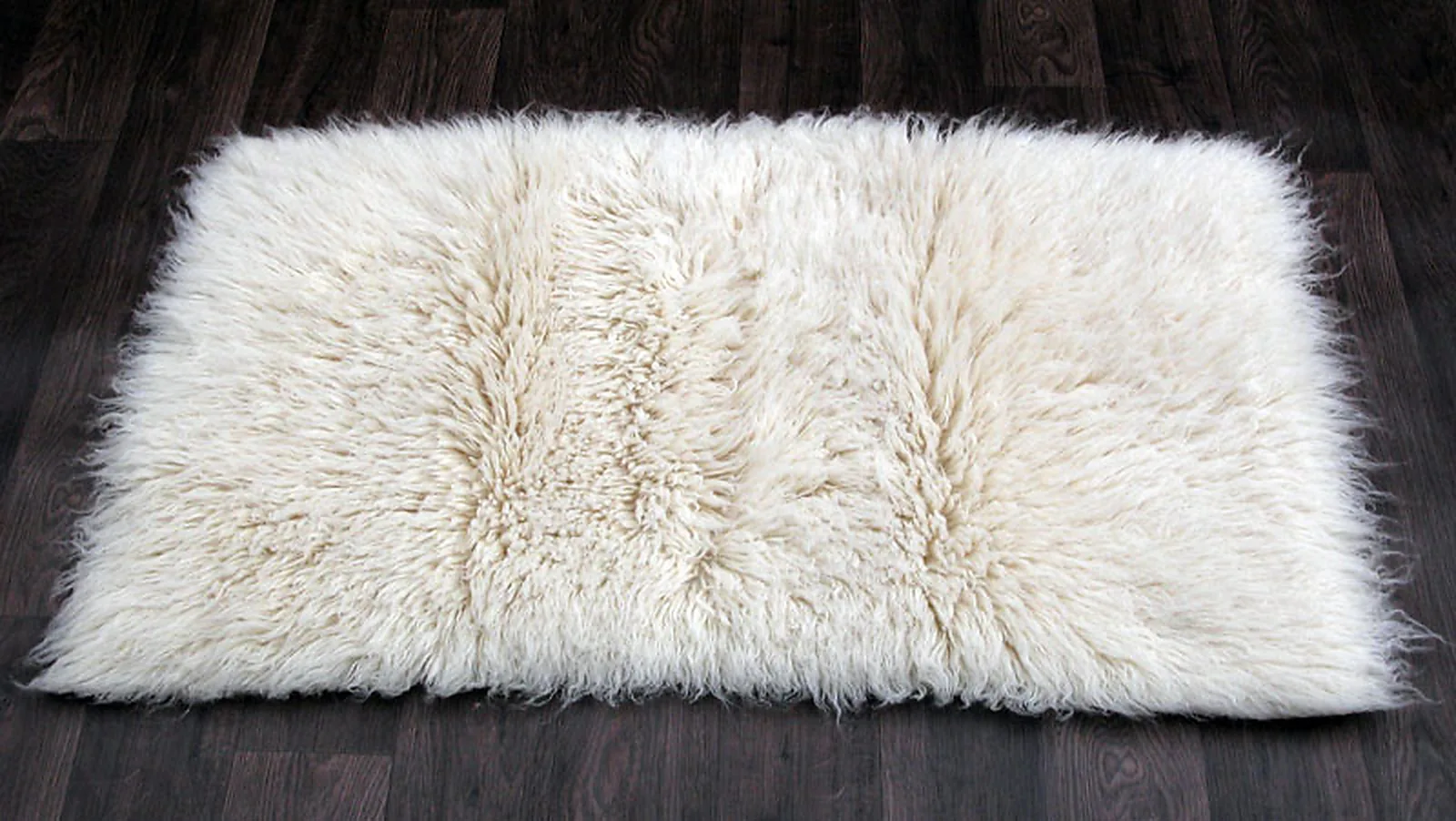 Tapis Flokati pure laine vierge